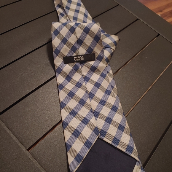 Tie - Picture 3 of 3